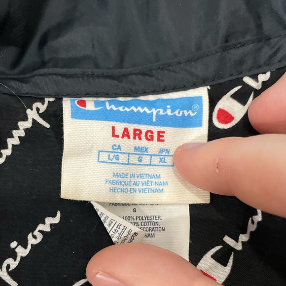 Women’s Champion Black Big C Logo Button Up Crop Windbreaker Jacket Sz Large - Picture 5 of 7